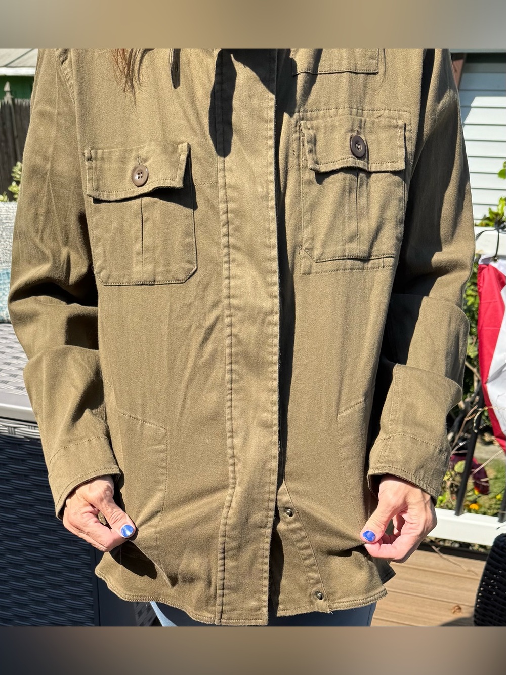 Press Women's army green zip up shacket
